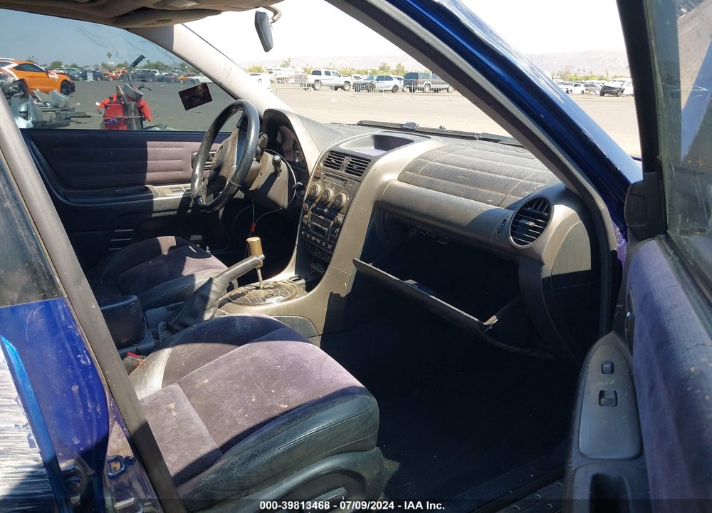 2001 LEXUS IS 300 VIN: JTHBD182410021619