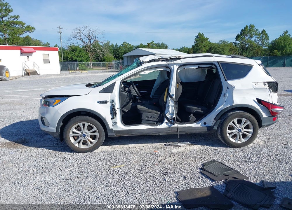 2018 FORD ESCAPE SE VIN: 1FMCU0G95JUC63435