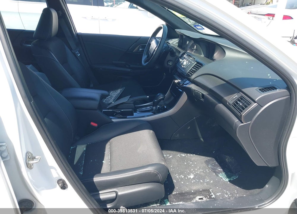 2017 HONDA ACCORD SPORT VIN: 1HGCR2F5XHA005702