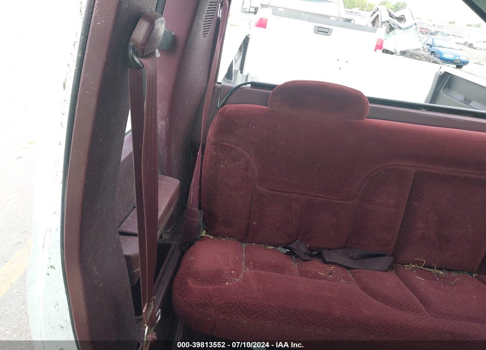 1995 CHEVROLET GMT-400 K1500 VIN: 1GCEK19K5SE207757