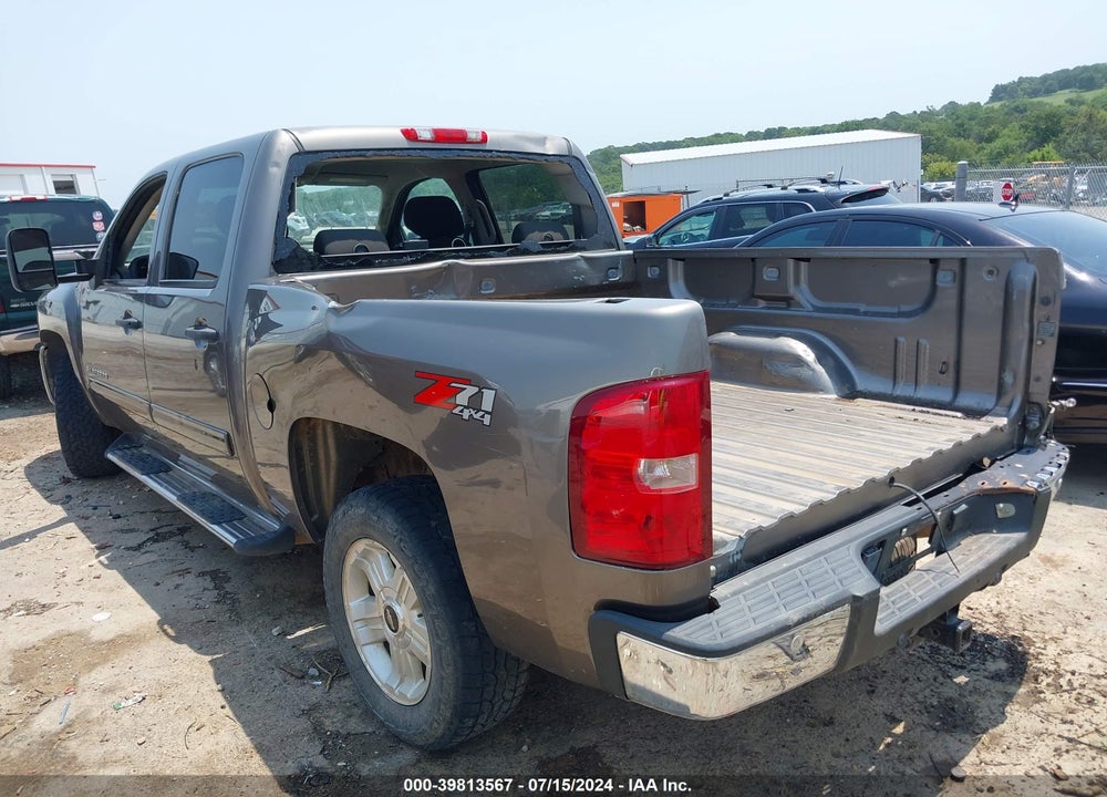 2013 CHEVROLET SILVERADO 1500 LT VIN: 3GCPKSE72DG115002