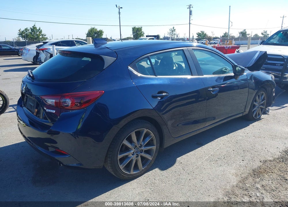 2018 MAZDA 3 GRAND TOURING VIN: 3MZBN1M32JM269391