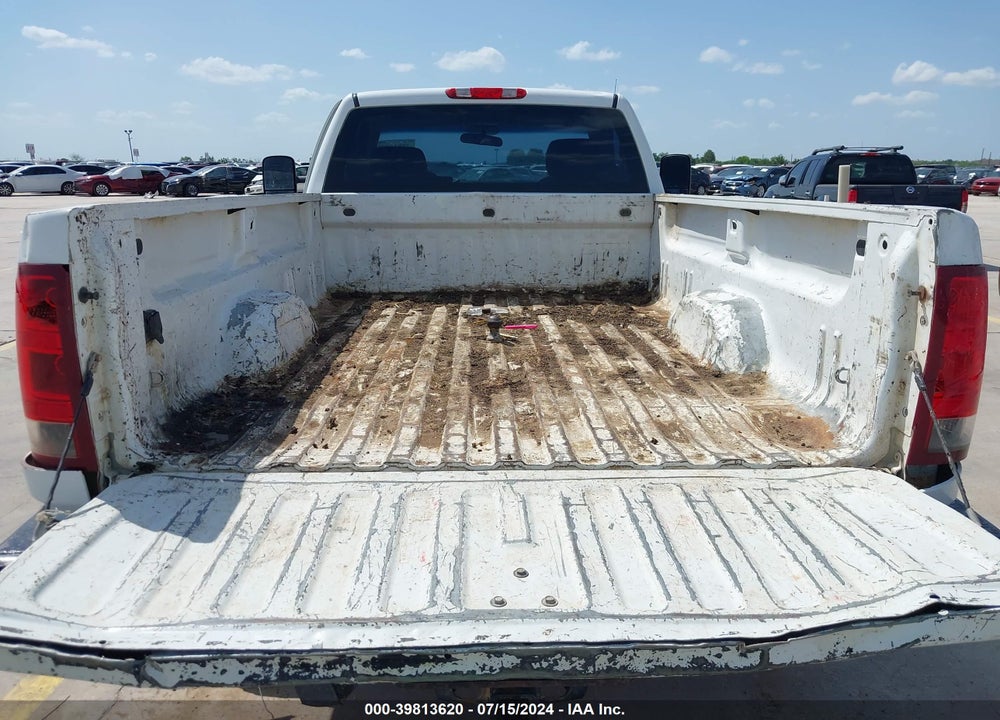 2011 GMC SIERRA 2500HD WORK TRUCK VIN: 1GT01ZCG3BF113872