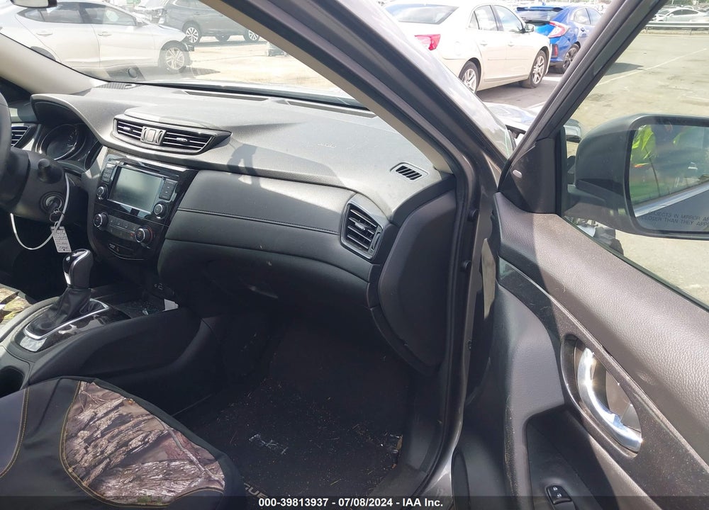 2018 NISSAN ROGUE S VIN: JN8AT2MT2JW469038
