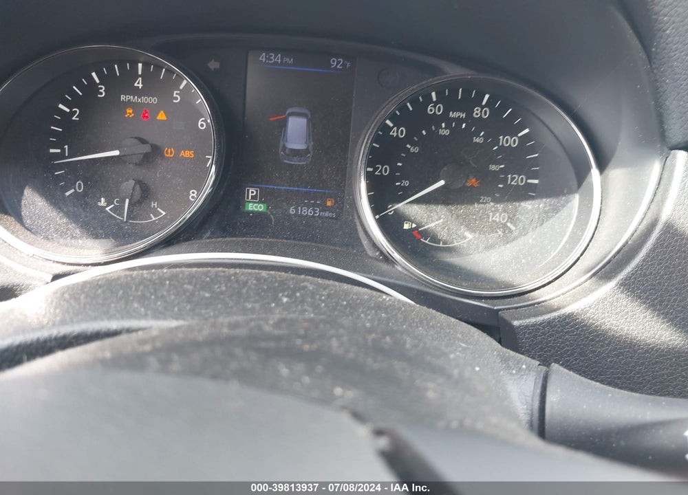 2018 NISSAN ROGUE S VIN: JN8AT2MT2JW469038