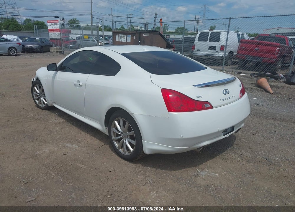 2014 INFINITI Q60 VIN: JN1CV6EL6EM131182