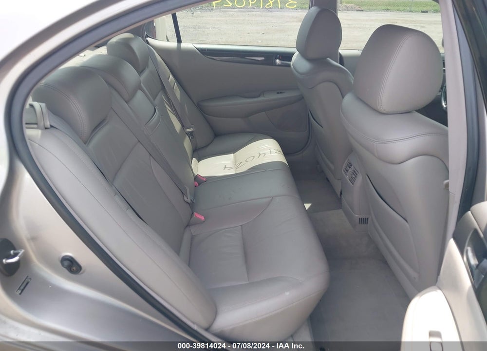 2004 LEXUS ES 330 VIN: JTHBA30G845035039