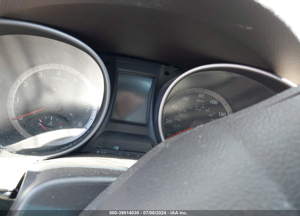 2014 HYUNDAI SANTA FE SPORT 2.4L VIN: 5XYZUDLB8EG135387