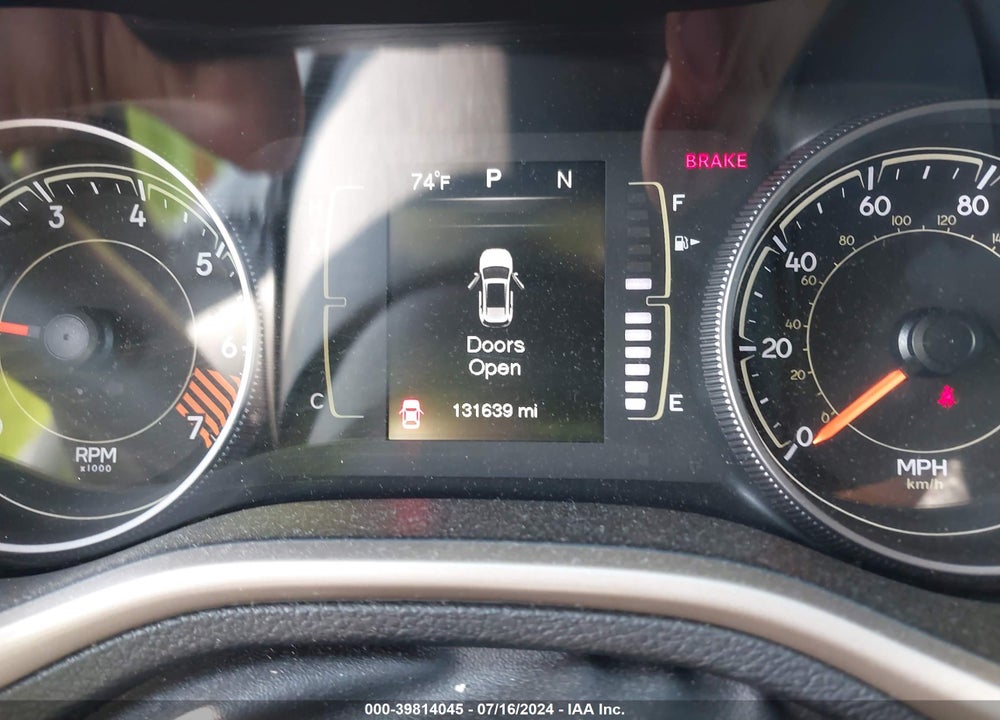 2015 JEEP CHEROKEE LATITUDE VIN: 1C4PJMCB3FW564392