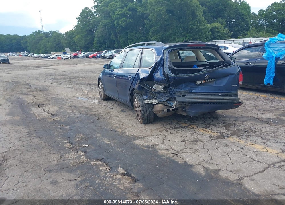 2011 VOLKSWAGEN JETTA SPORTWAGEN 2.5L SE VIN: 3VWPZ7AJ3BM625168