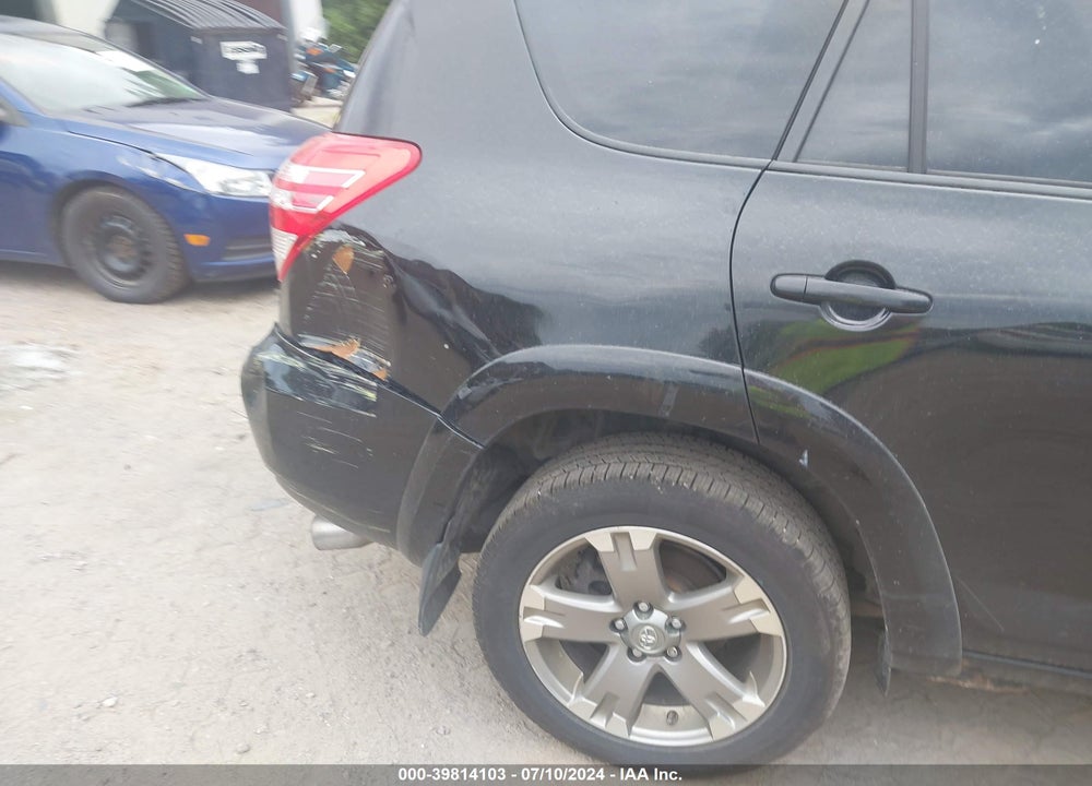 2011 TOYOTA RAV4 SPORT VIN: JTMRF4DV5B5043774