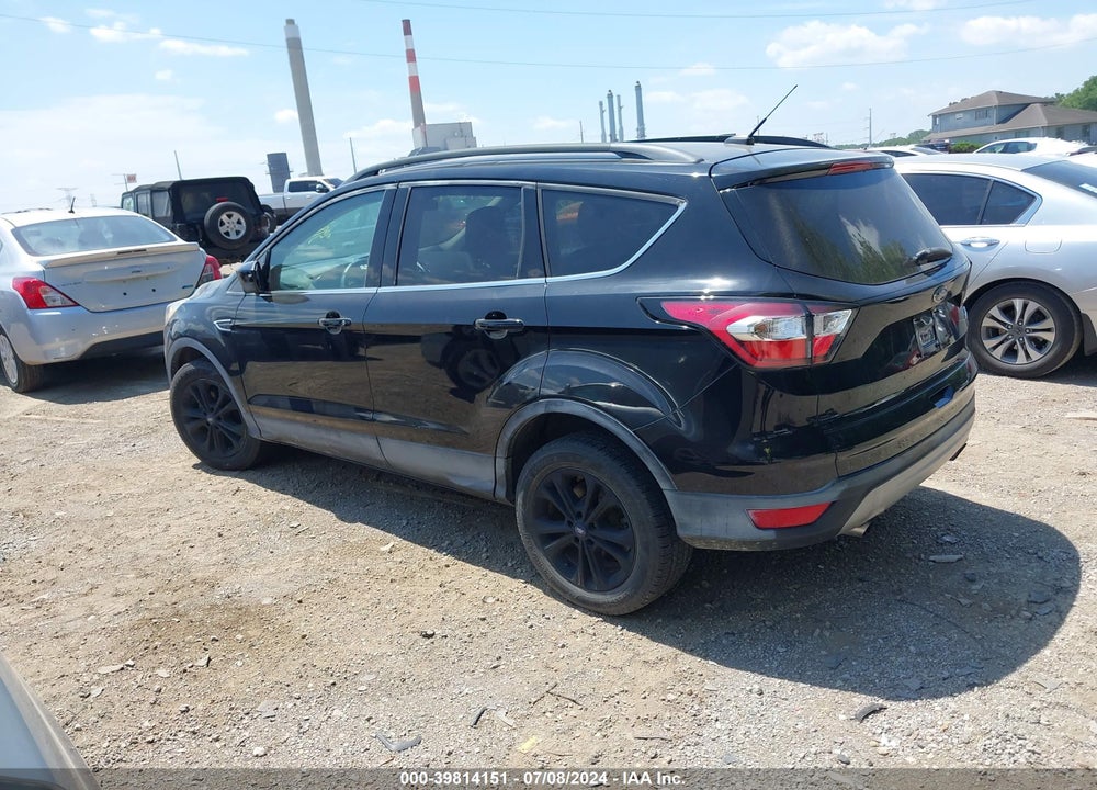 2018 FORD ESCAPE SE VIN: 1FMCU0GD8JUC61103