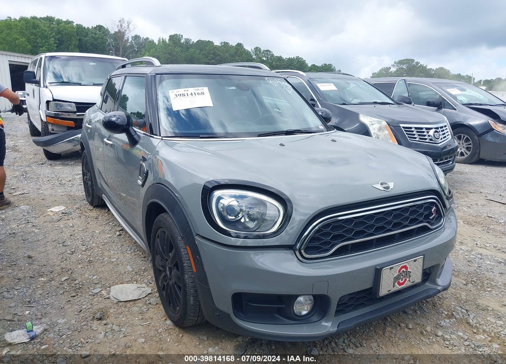 2017 MINI COUNTRYMAN COOPER S VIN: WMZYT3C37H3D98130