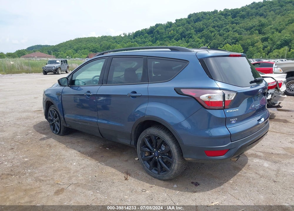 2018 FORD ESCAPE SE VIN: 1FMCU9GD3JUB30682