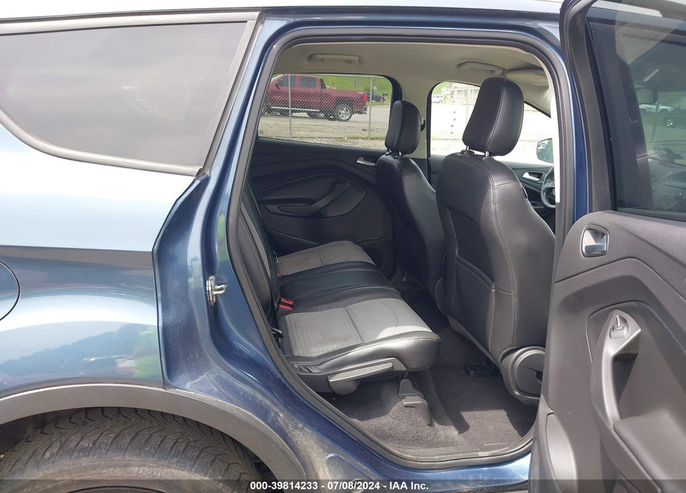 2018 FORD ESCAPE SE VIN: 1FMCU9GD3JUB30682