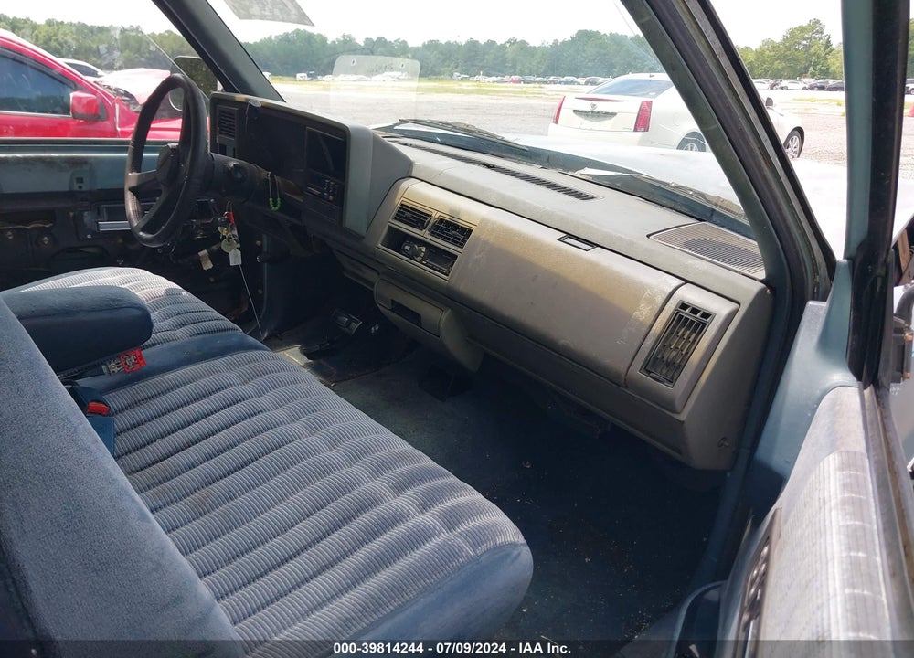 1988 CHEVROLET GMT-400 K2500 VIN: 1GCFK24K0JZ161425