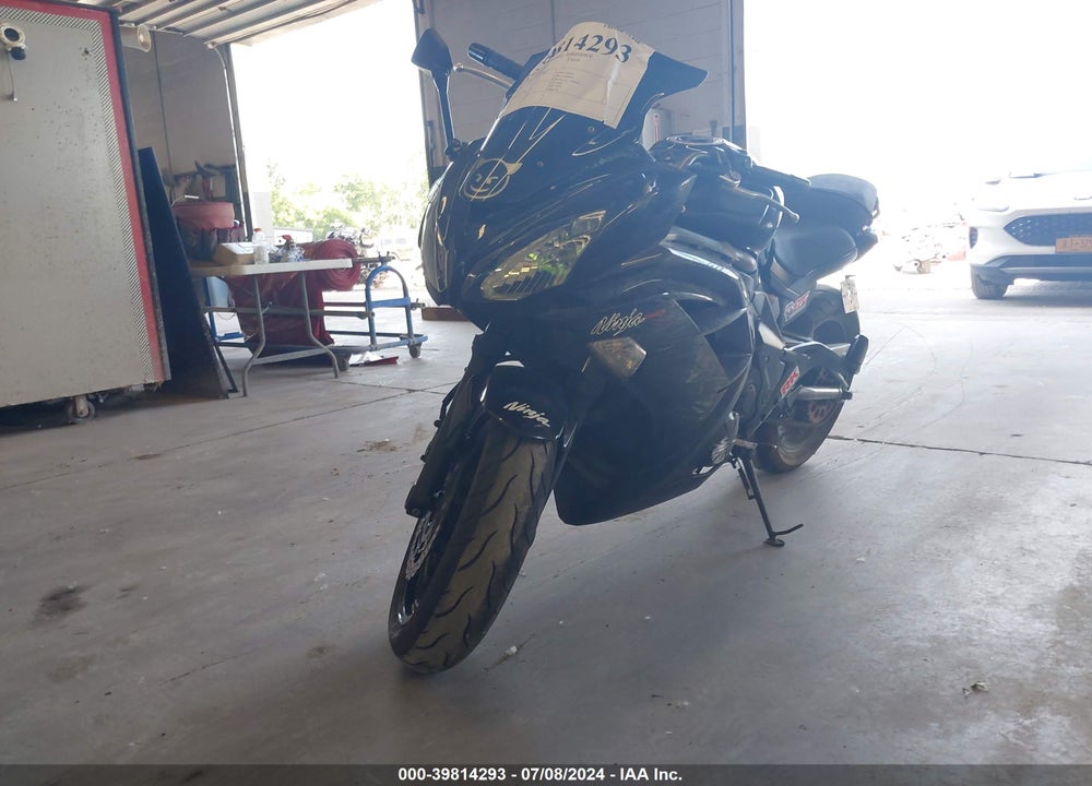 2012 KAWASAKI EX650 EC VIN: JKAEXEE12CDA05355
