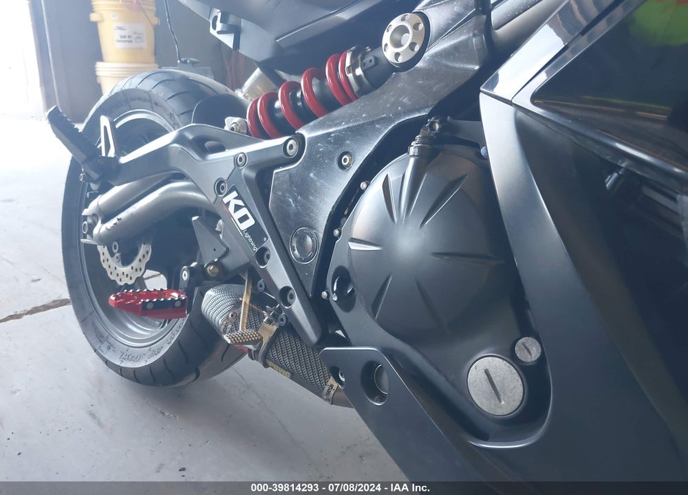 2012 KAWASAKI EX650 EC VIN: JKAEXEE12CDA05355