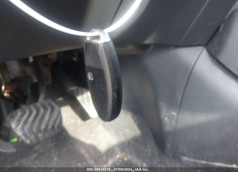 2016 NISSAN ROGUE SV VIN: KNMAT2MV8GP716790