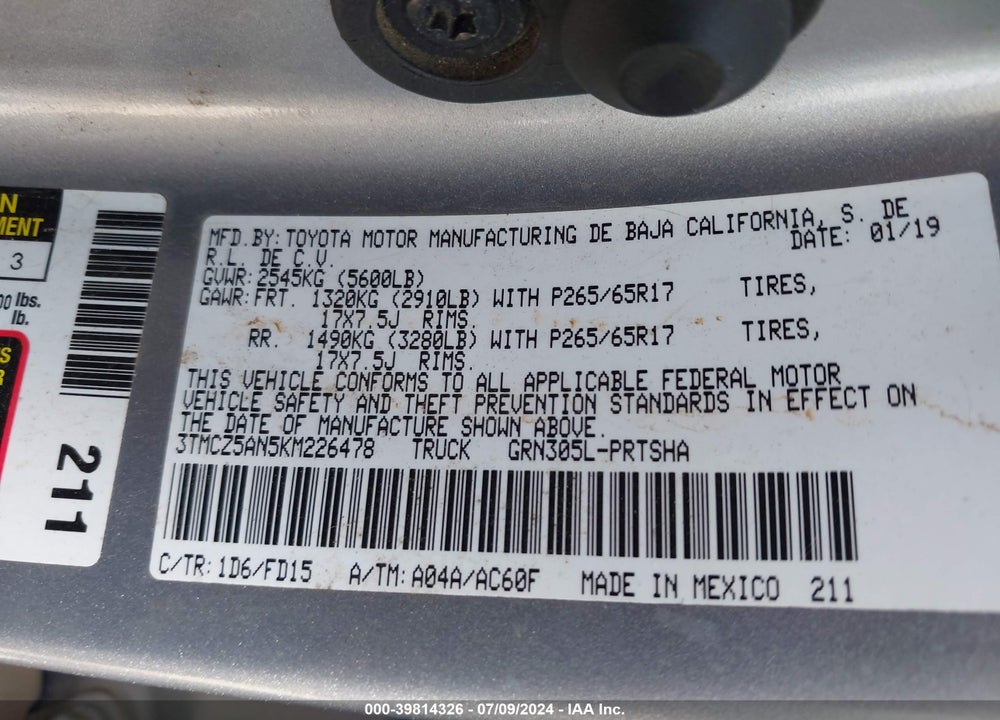 2019 TOYOTA TACOMA VIN: 3TMCZ5AN5KM226478