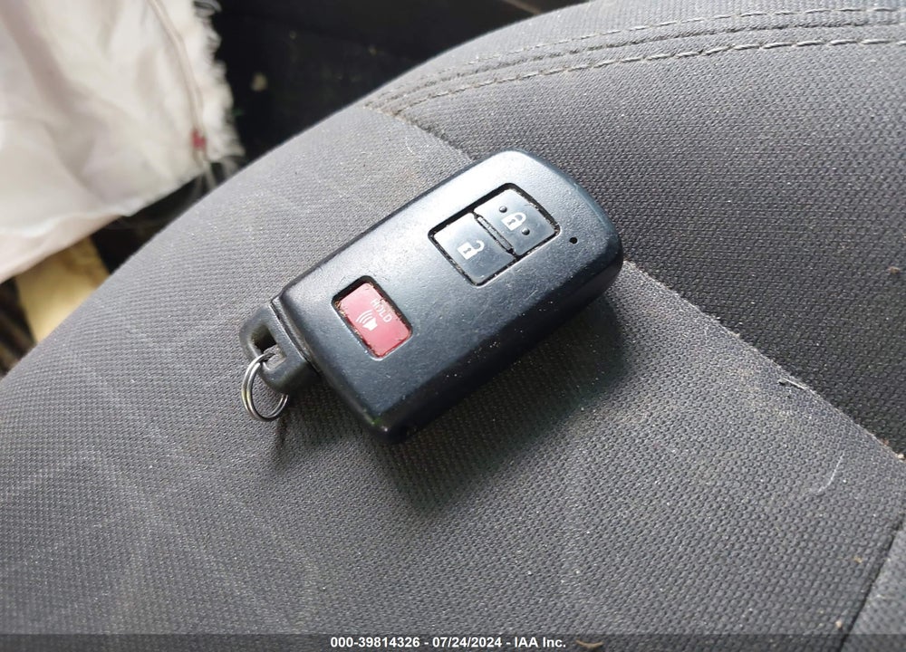 2019 TOYOTA TACOMA VIN: 3TMCZ5AN5KM226478