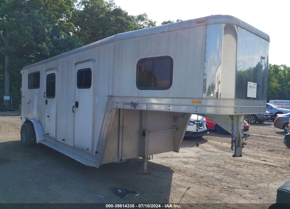 2004 KIEFER BUILT INC --- VIN: 1DVGH18204S045581