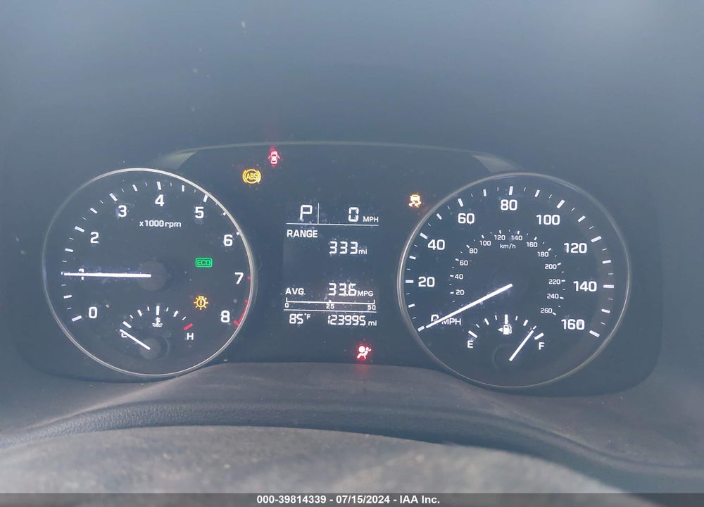2017 HYUNDAI ELANTRA SE VIN: KMHD84LF9HU167975