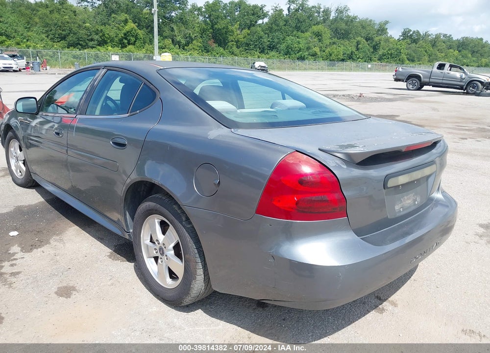 2005 PONTIAC GRAND PRIX VIN: 2G2WP522951298033