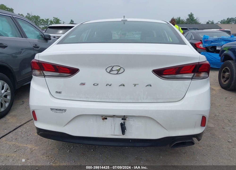 2018 HYUNDAI SONATA SE VIN: 5NPE24AF5JH696661