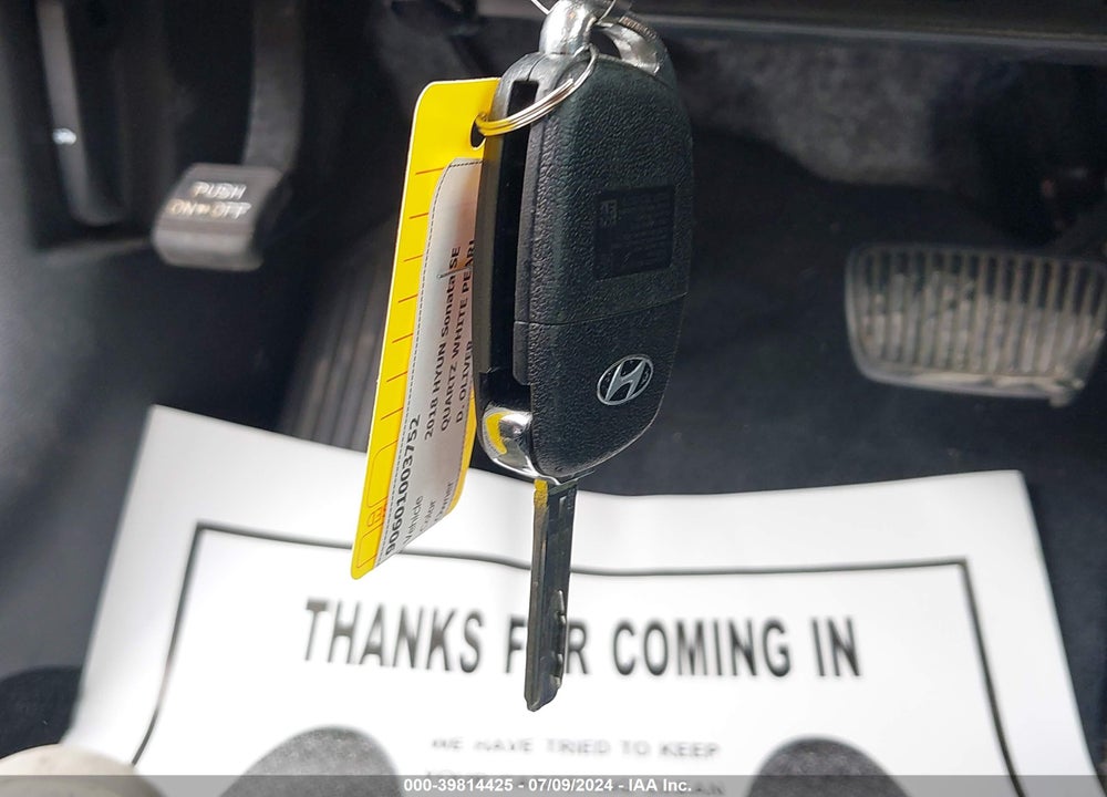2018 HYUNDAI SONATA SE VIN: 5NPE24AF5JH696661