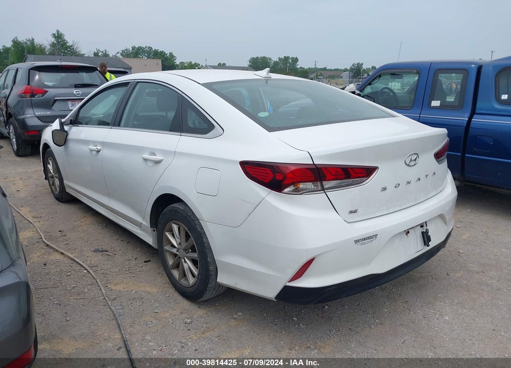 2018 HYUNDAI SONATA SE VIN: 5NPE24AF5JH696661