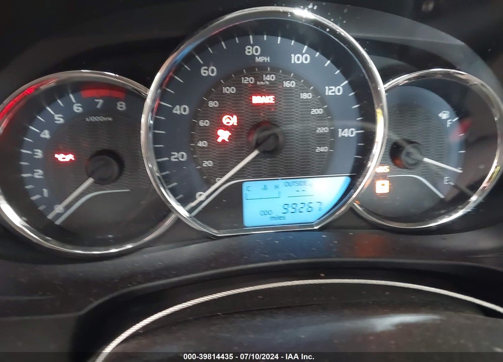 2015 TOYOTA COROLLA LE VIN: 5YFBURHE1FP316474