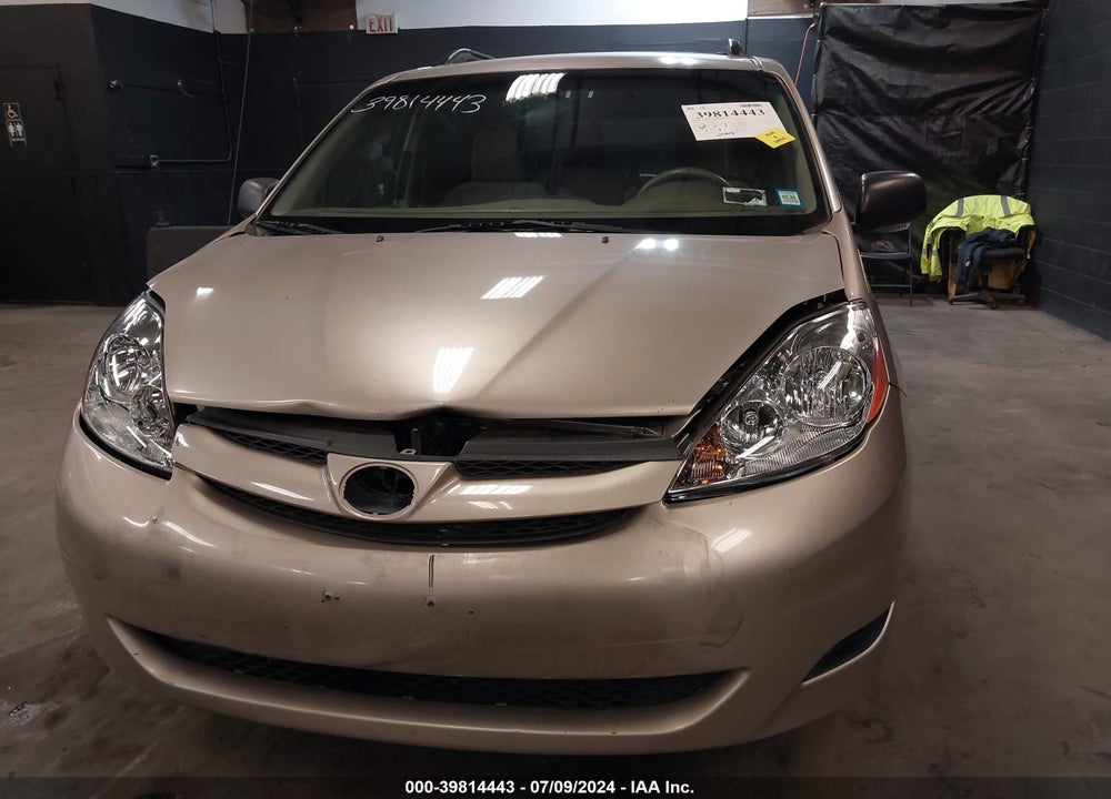 2010 TOYOTA SIENNA LE VIN: 5TDKK4CC7AS329504
