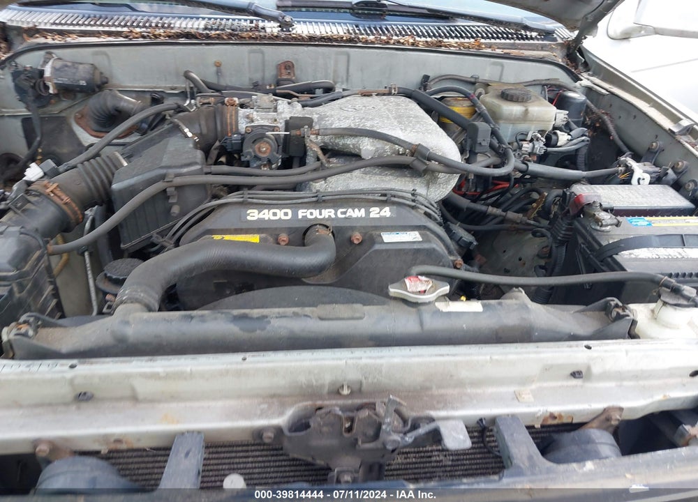 2002 TOYOTA 4RUNNER SR5 VIN: JT3HN86R820388871
