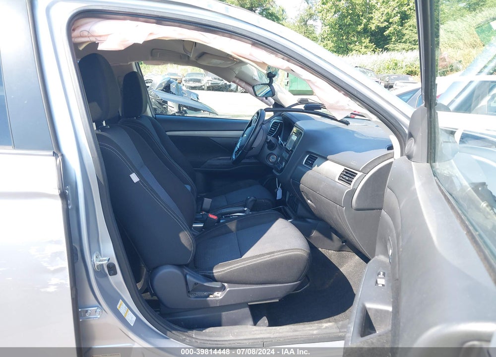2017 MITSUBISHI OUTLANDER ES VIN: JA4AD2A35HZ027189