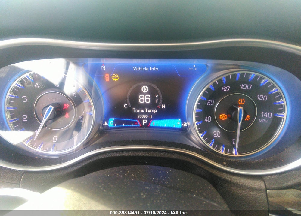 2019 CHRYSLER 300 TOURING VIN: 2C3CCAAG4KH590194