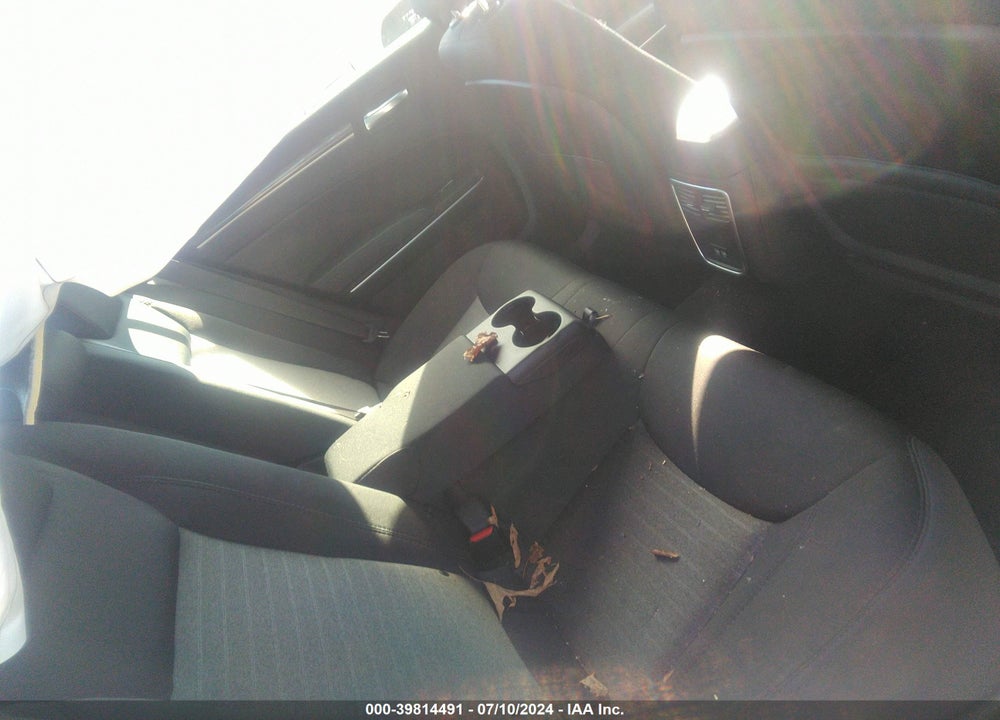 2019 CHRYSLER 300 TOURING VIN: 2C3CCAAG4KH590194