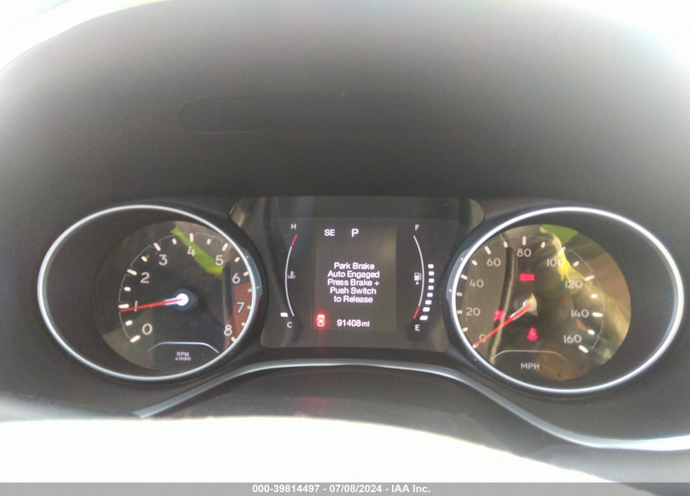 2018 JEEP COMPASS LATITUDE FWD VIN: 3C4NJCBB6JT186537