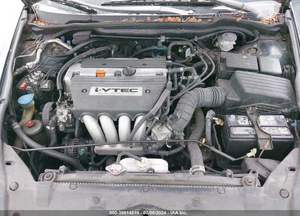 2004 HONDA ACCORD 2.4 EX VIN: 1HGCM56894A118710
