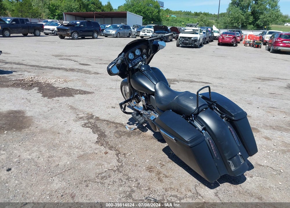 2012 HARLEY-DAVIDSON FLHX STREET GLIDE VIN: 1HD1KBM17CB625306