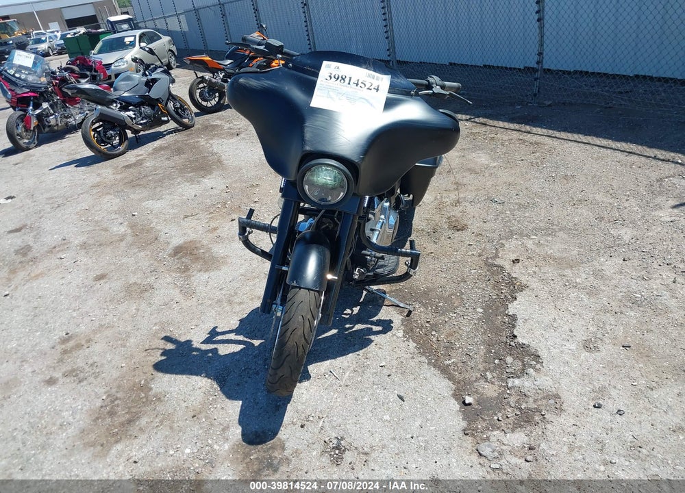 2012 HARLEY-DAVIDSON FLHX STREET GLIDE VIN: 1HD1KBM17CB625306