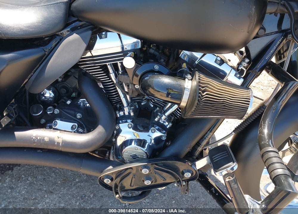 2012 HARLEY-DAVIDSON FLHX STREET GLIDE VIN: 1HD1KBM17CB625306
