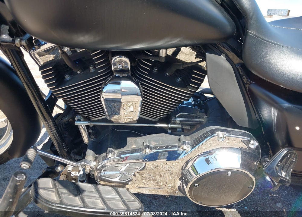 2012 HARLEY-DAVIDSON FLHX STREET GLIDE VIN: 1HD1KBM17CB625306