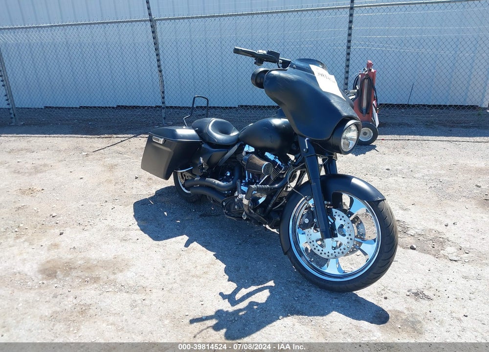 2012 HARLEY-DAVIDSON FLHX STREET GLIDE VIN: 1HD1KBM17CB625306