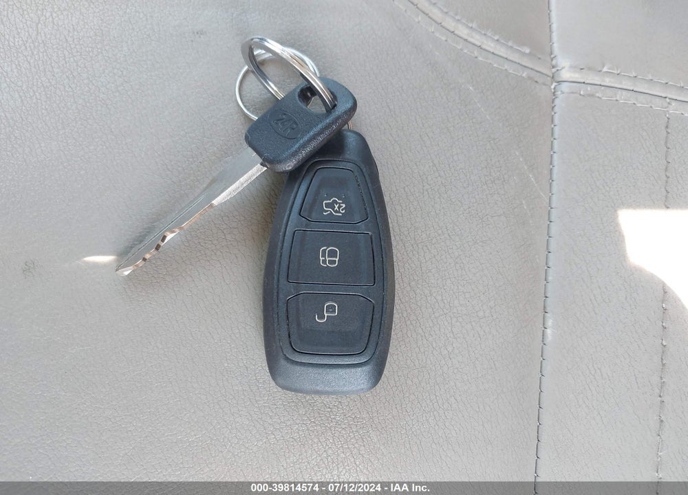 2015 FORD FIESTA TITANIUM VIN: 3FADP4CJ4FM200531