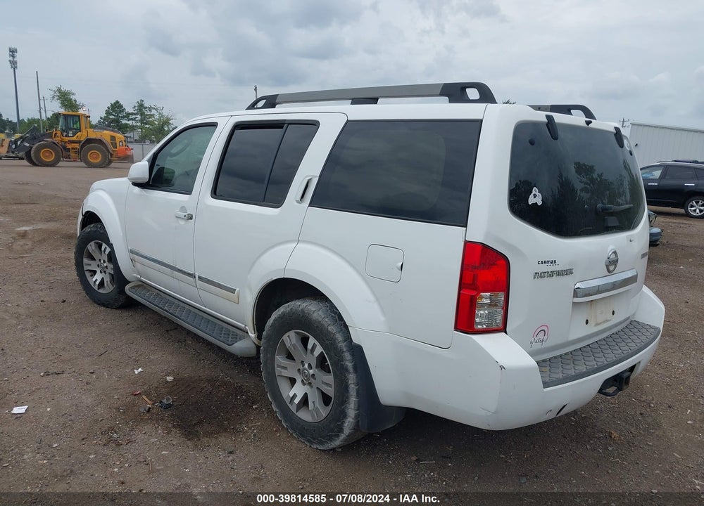 2011 NISSAN PATHFINDER SILVER VIN: 5N1AR1NN6BC620692