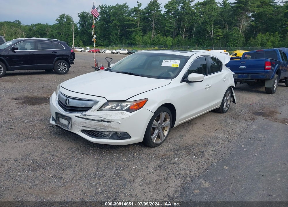2013 ACURA ILX 2.0L VIN: 19VDE1F77DE015100