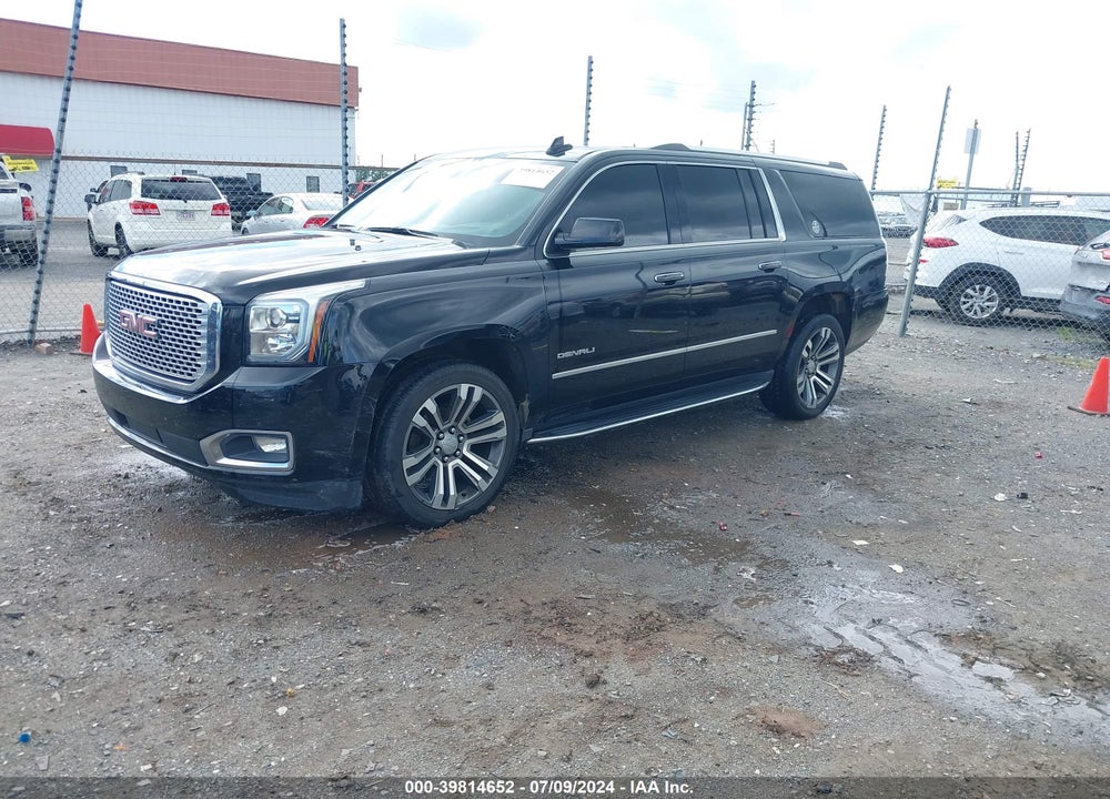 2017 GMC YUKON XL DENALI VIN: 1GKS2HKJ0HR344320