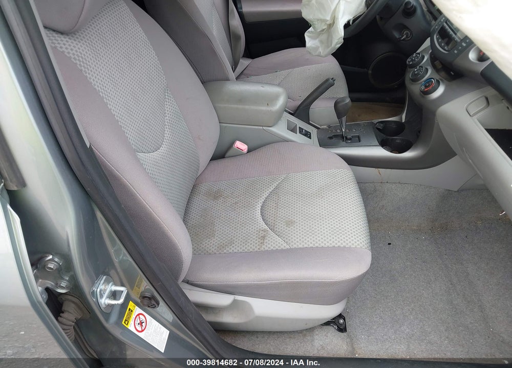 2008 TOYOTA RAV4 VIN: JTMZD33V986079200