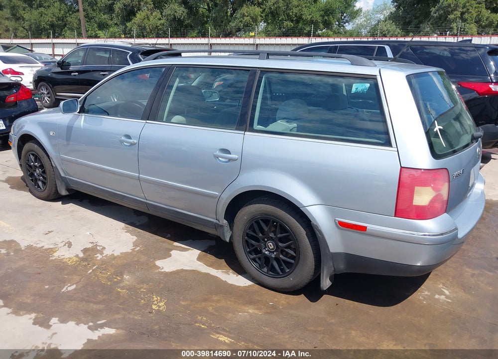 2004 VOLKSWAGEN PASSAT GLS VIN: WVWVD63B44E125568